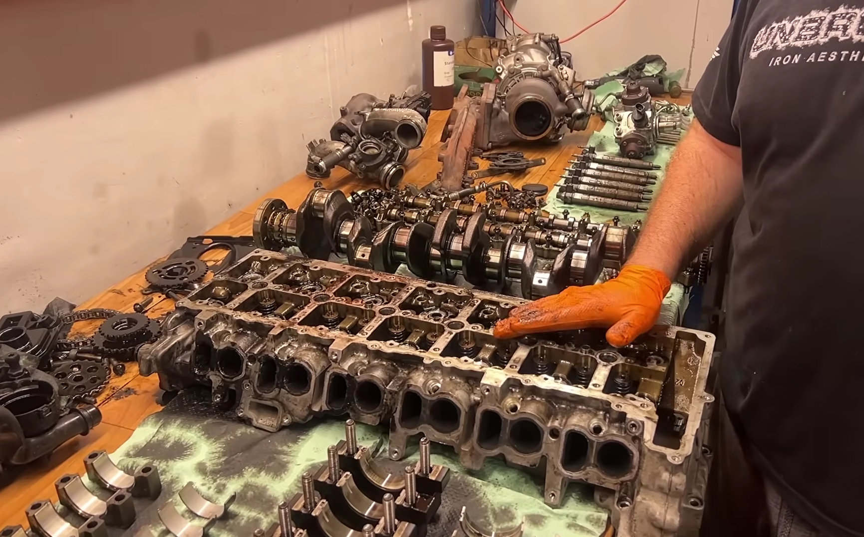 Motor N57 rozobratý do šróbika